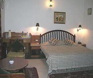 Corbett Treff Hotel Dhikuli Exterior photo